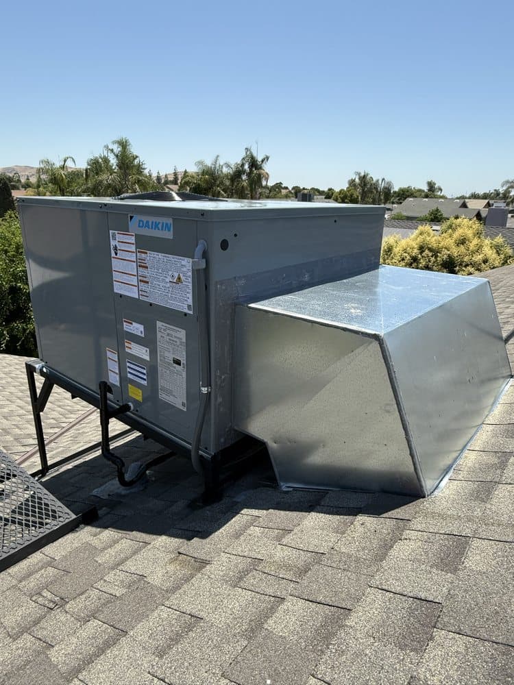 Daikin rooftop package unit installed by MG's Air Conditioning & Heating